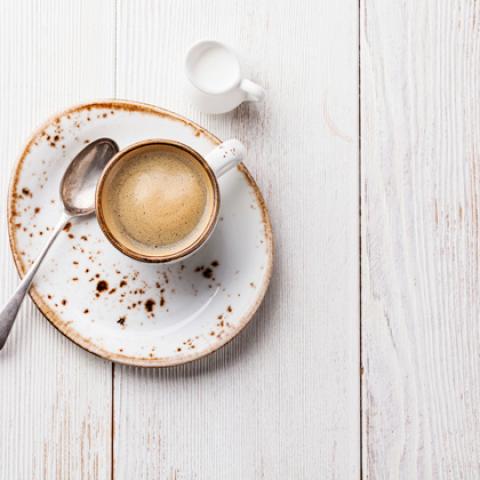 Un cafe mientras esperas en el taller